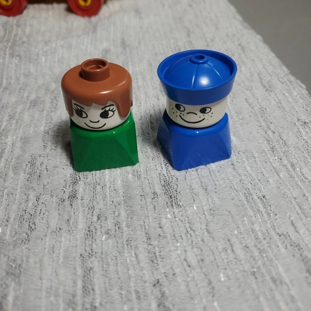 Lego Duplo Building Bricks‎ Special Pieces (8)